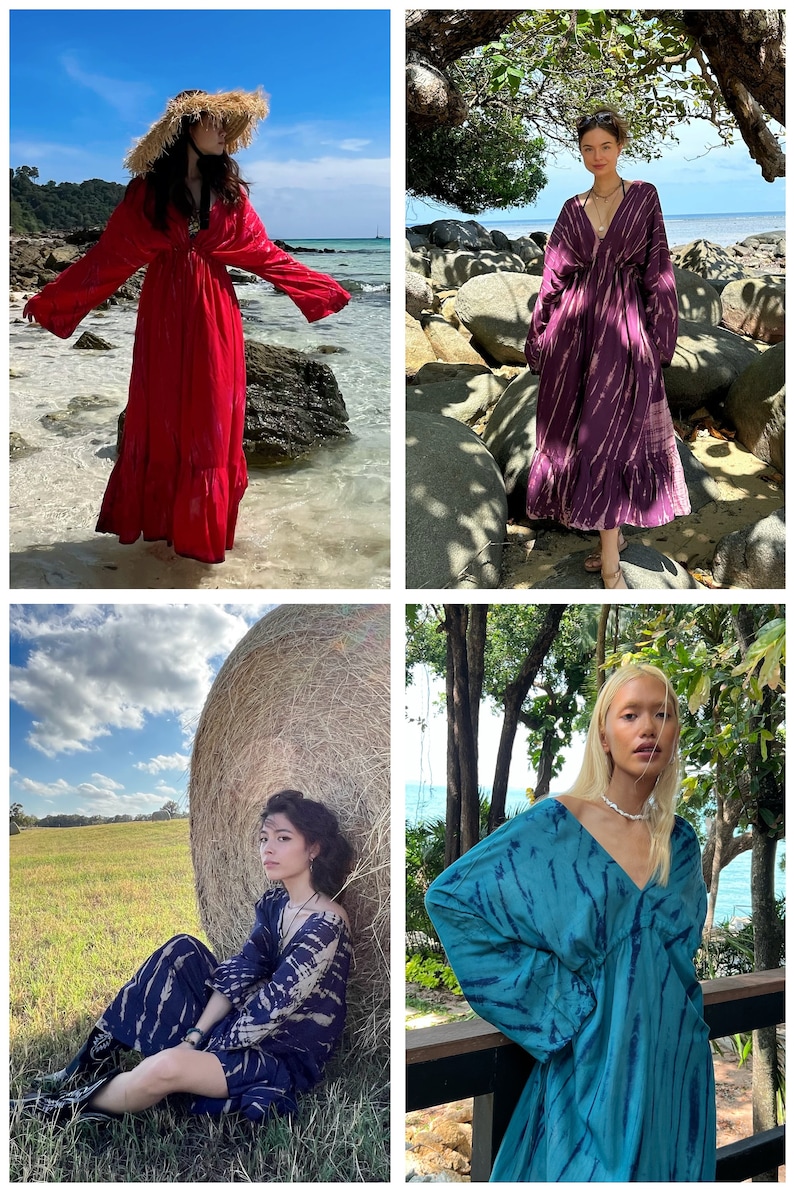 Op de afbeelding: Vier vrouwen dragen verschillende tie-dye jurken op verschillende locaties. De jurken hebben verschillende kleuren en patronen, waaronder blauw, paars, rood en wit.