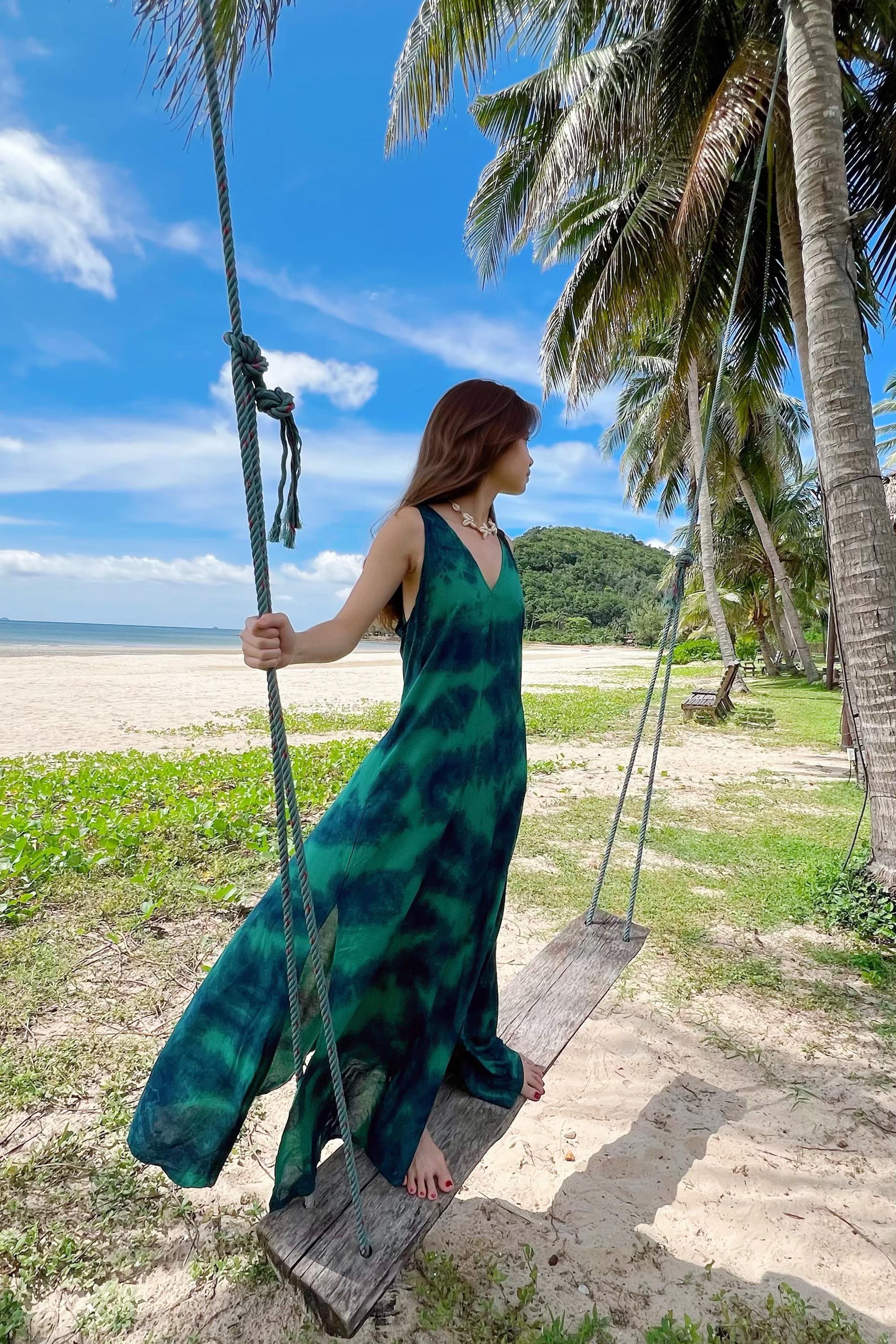Green Tie Dye Goddess Maxi Dress, Boho Oversized Maxi Dress Beach Long Dress Vacation Outfit Resort Wear Summer Holiday Dress Gift for Her