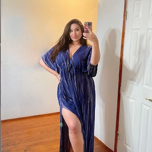 Blauer Maxi Kaftan, Übergroßer Kaftan, Goddess Plus Size Kleid, Maxi Kleid mit Batikmuster,Resort Kleid, Boho Kleid, Umstandskleid Geschenk für sie