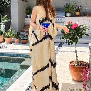 V-neck Short-sleeved Loose Tie Dye Caftan Dress