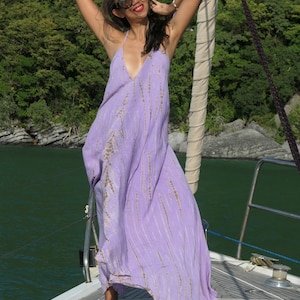 Robe longue tie and dye, robe tie dye à la main, robe longue bohème, robe d'été, robe de plage, robe longue violette, robe de lune de miel, robe de demoiselle d'honneur