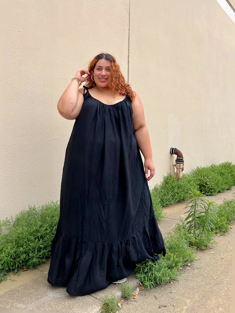 Plus Size Tie-Shoulder Maxi Dress