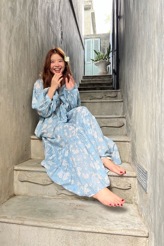 chinese dress ladies Lapis Blue Ombre Halter Maxi Dress