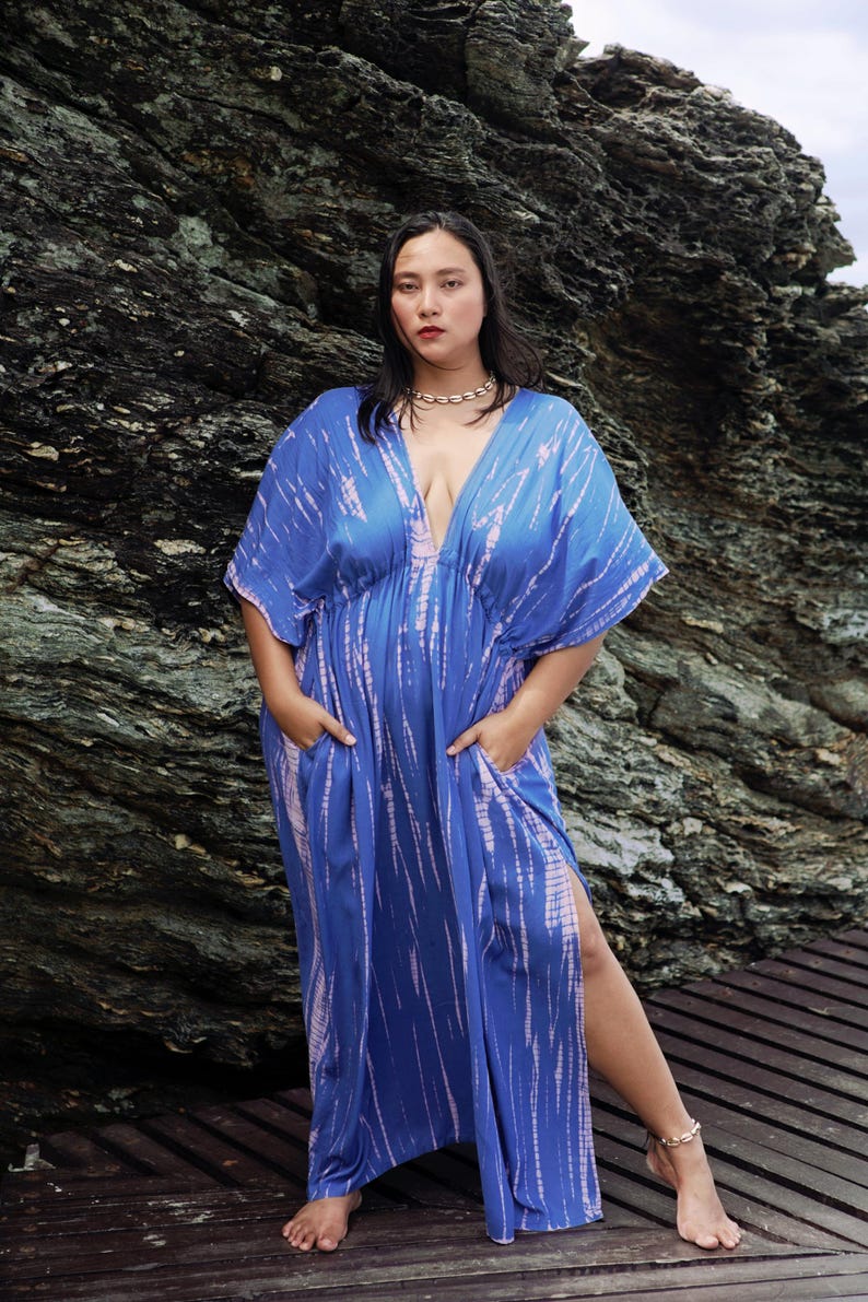 Blue Tie Dye Long Kaftan, Boho Oversized Caftan Tie Dye Plus size Kaftan dress Goddess dress, Resort wear Beach Coverup Holiday Gift for her