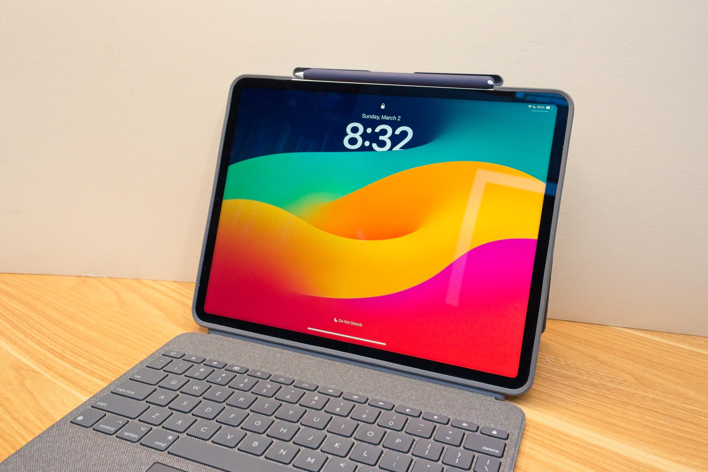 Apple Pencil Holder for Logitech Combo Touch Keyboard Case iPad