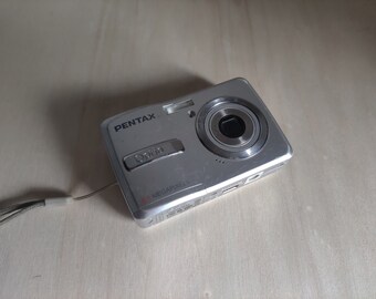 名機 動作品 平成レトロ Y2K CCD PENTAX Optio E40 美品 名機 動作品 Y2K CCD PENTAX Optio E40 平成レトロ - メルカリ