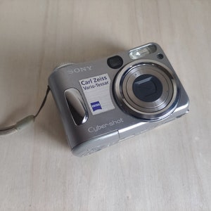 Vintage Sony DSC-S60 -- 4.1MP -- Y2K Digicam Digital Retro CCD Sensor ...