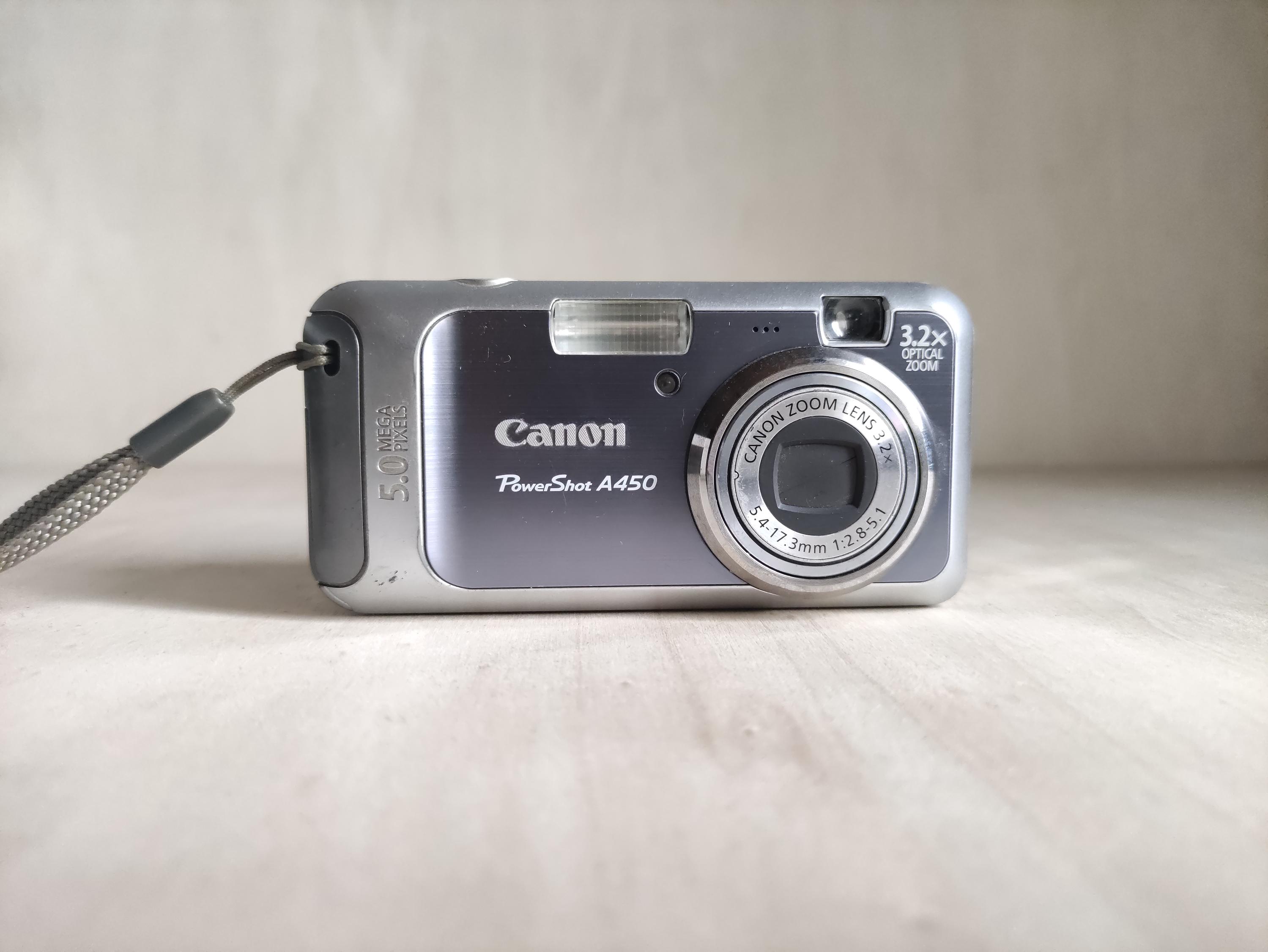 Canon Powershot A430 -- 4MP -- Y2K Digicam Digital Retro CCD