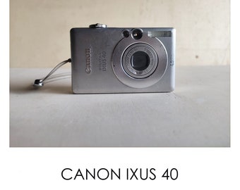 Y2K Canon Ixus 40/Canon PowerShot SD300 -- 4MP --  Digicam Digital Retro CCD Sensor Camera