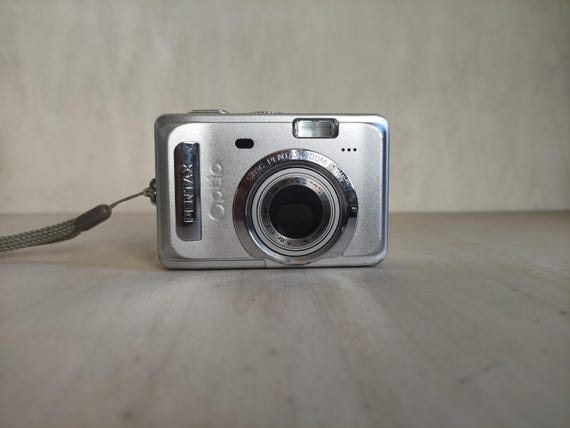 Pentax OPTIO S55 -- 5MP -- Y2K Digicam Digital Retro CCD Sensor
