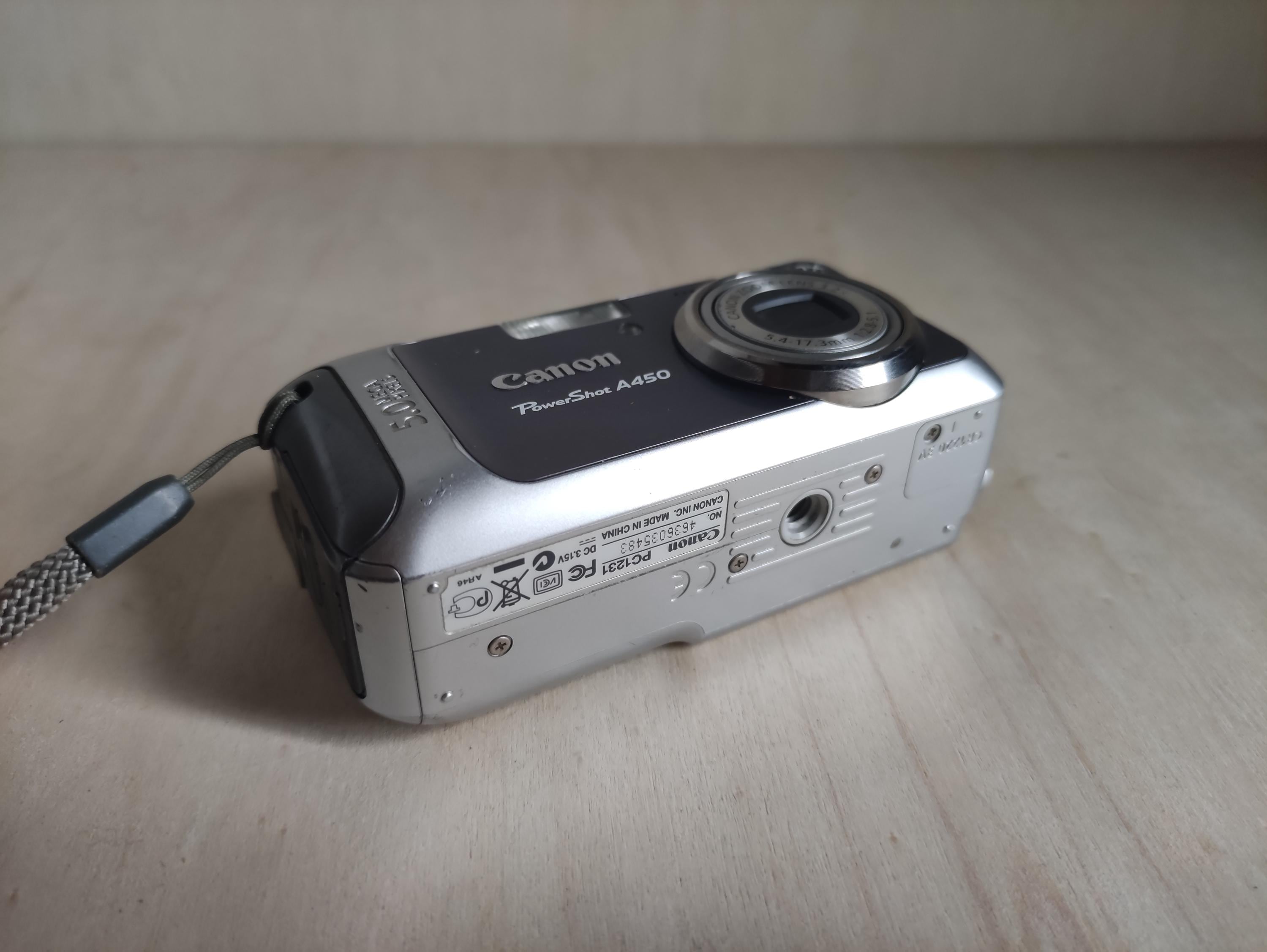 Canon Powershot A430 -- 4MP -- Y2K Digicam Digital Retro CCD