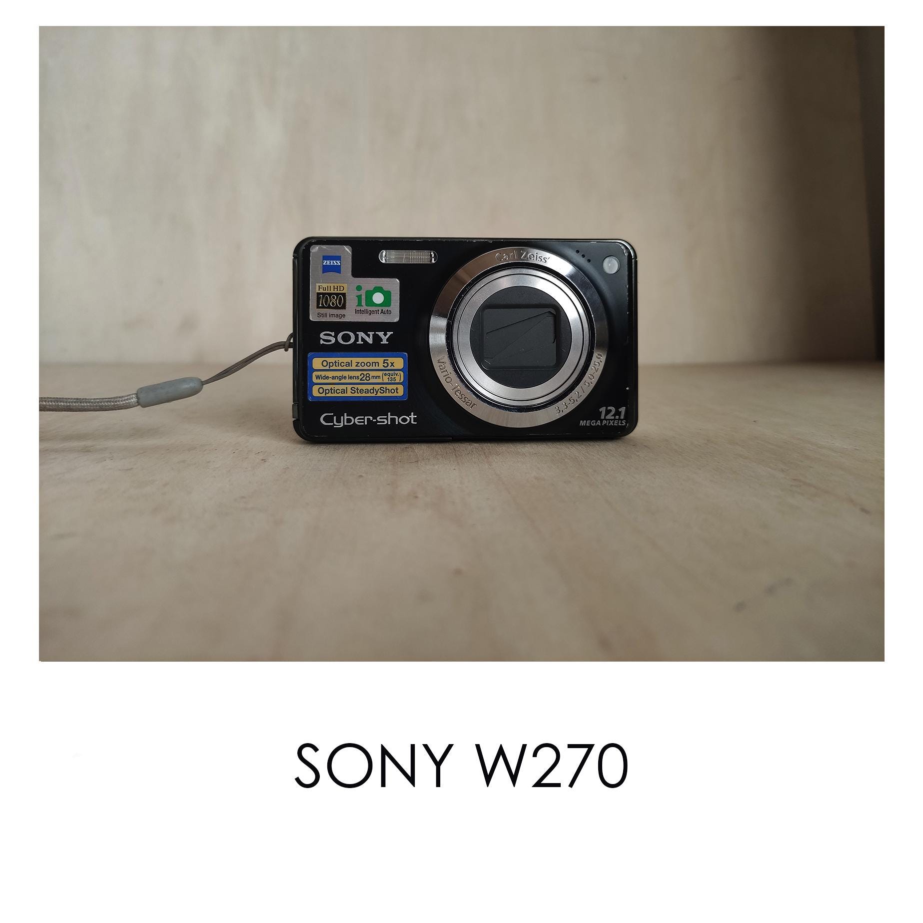 希少なソニー DSC-W270 -- 12MP -- Y2K デジカメ デジタル レトロ CCD 