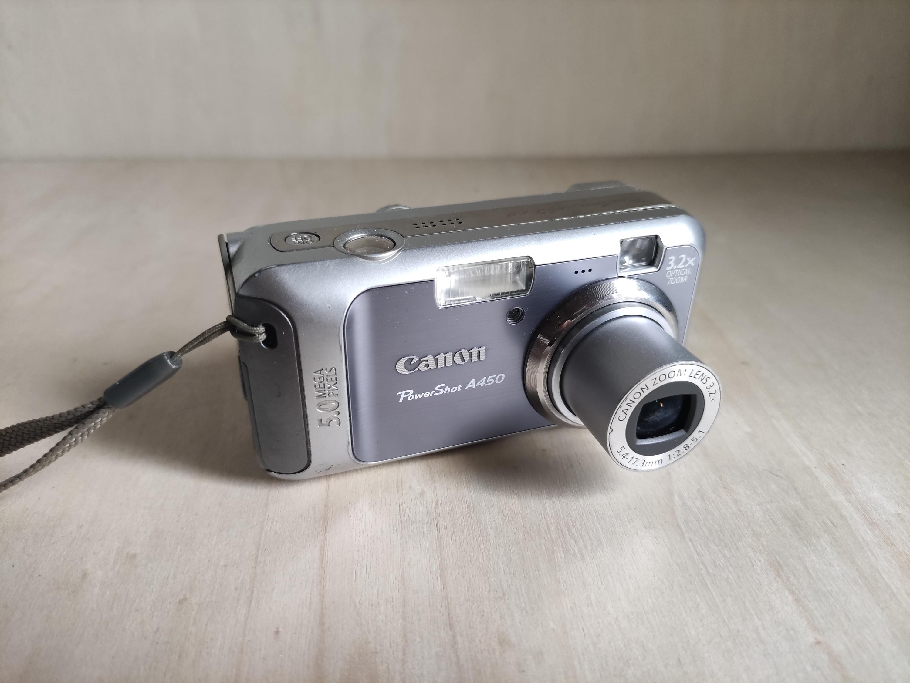 Canon Powershot A430 -- 4MP -- Y2K Digicam Digital Retro CCD