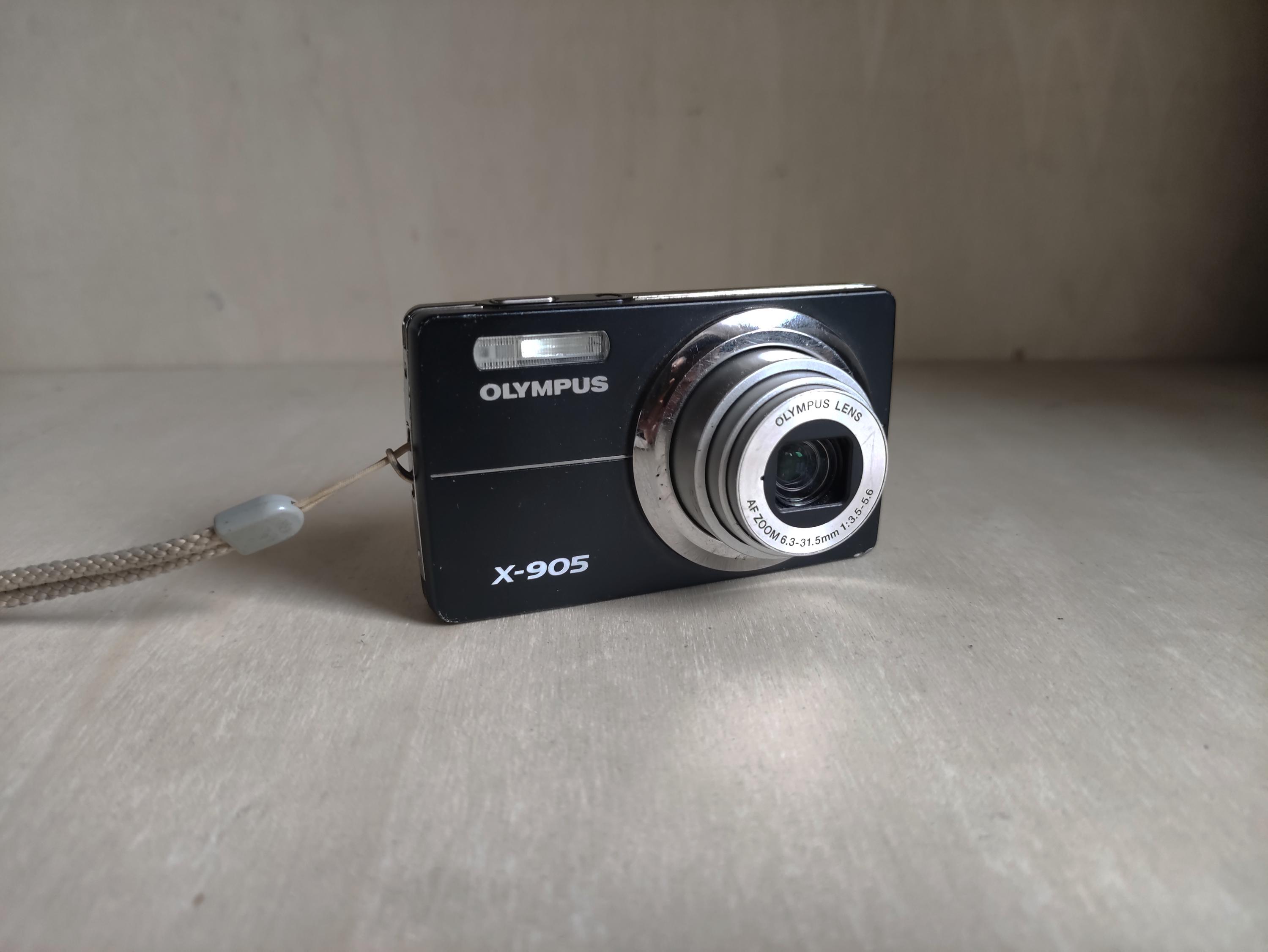 Vintage Olympus X-905 -- 10MP -- Y2K Digicam Digital Retro CCD
