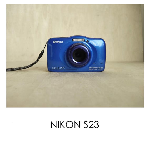防水 NIKON Coolpix S32 -- 13.2MP -- Y2K デジカメ デジタル レトロ