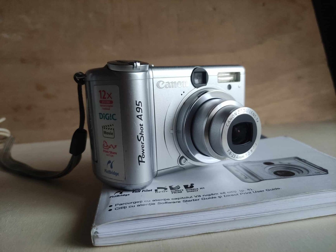 Vintage Canon Powershot A95 5.0MP Digital Camera Y2K Digicam CCD Sensor