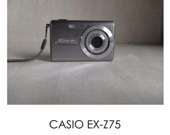 Gray Casio Exilim EX-Z85 -- 9.1MP -- Y2K Digicam Digital Retro CCD