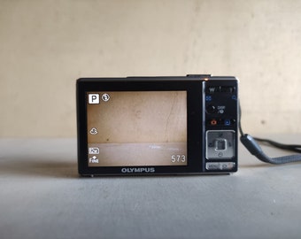 極美品！ 動作品 コンデジ Y2K レトロ CCD OLYMPUS X-2 Olympus X-42 - Y2k Digicam CCD - 12 mp - Fully Working