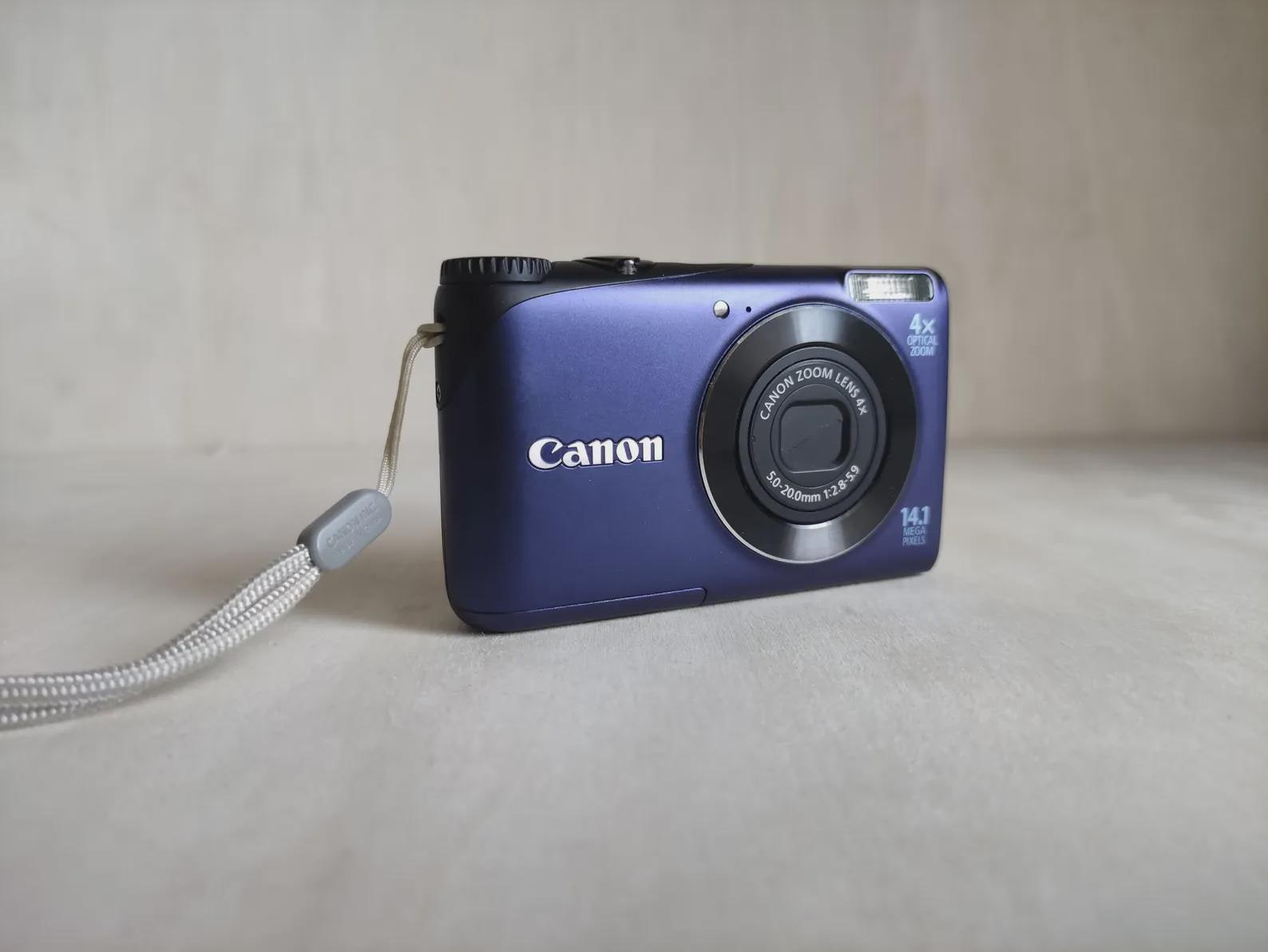 Indigo Canon Powershot A2200 -- 14MP -- Y2K Digicam Digital Retro 