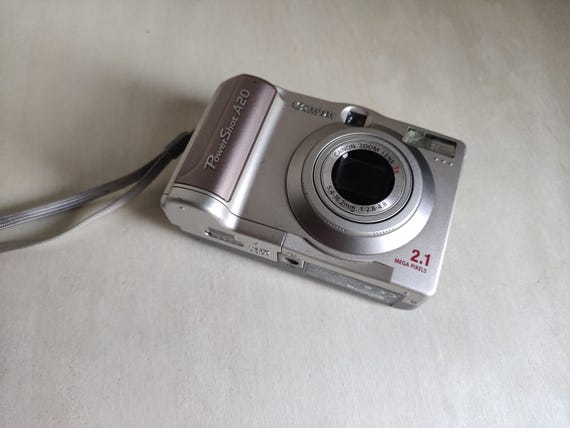 Canon PowerShot A20 2.1メガピクセル Amazon.com : Canon PowerShot A20 2MP Digital Camera with 3x