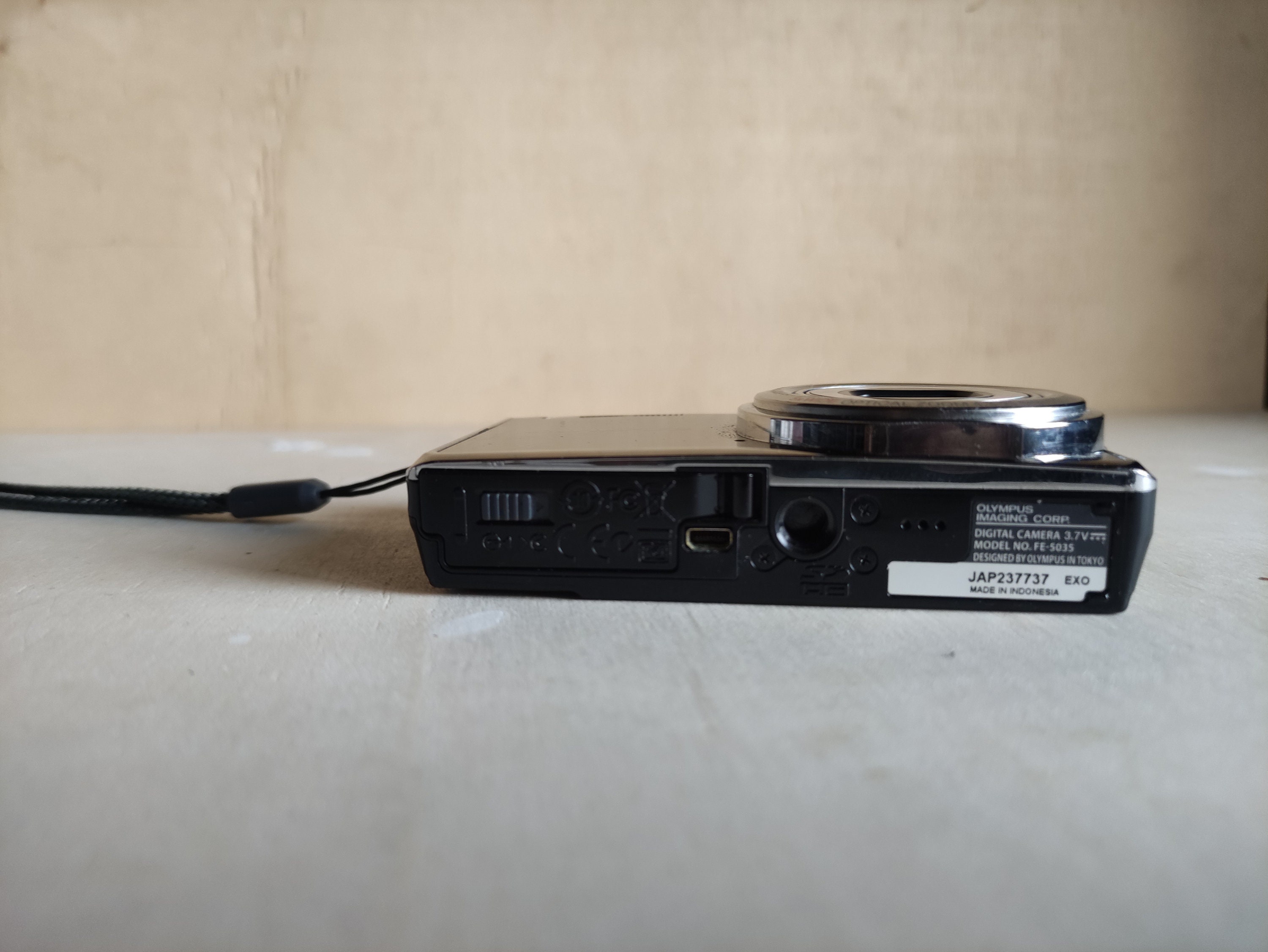 14MP -- Olympus FE-5035-- Y2K Digital Camera CCD Sensor Digicam