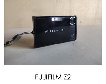 Fujifilm Finepix Z Series Z33WP 10.0MP Digital Camera Incl