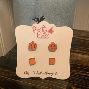 Pumpkin Stud Earrings