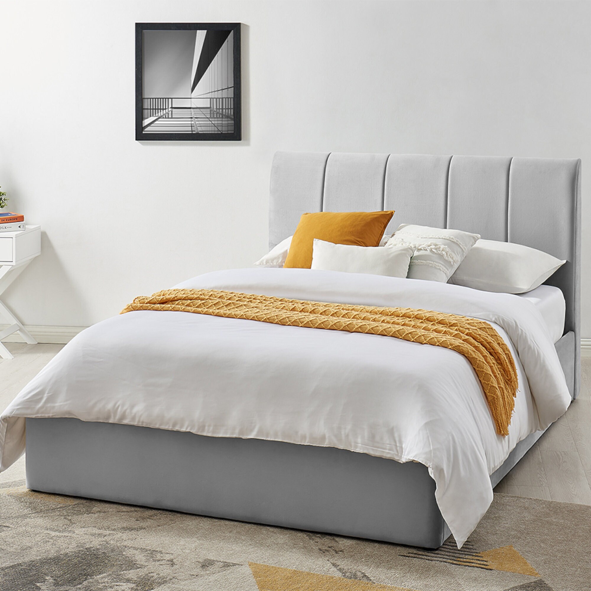 Gray upholstered bed full deals