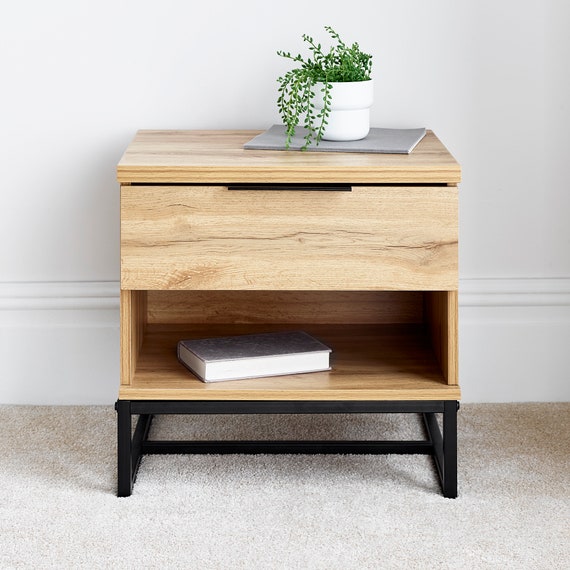 Oak finish bedside tables discount