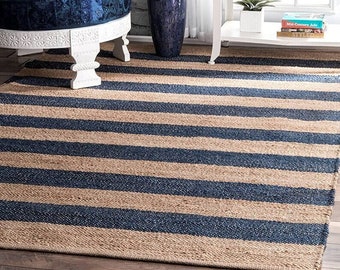 Tapete de juta listrado em azul e bege - Tapete de cânhamo artesanal para sala de estar - Tapete ecológico sob medida, tecido à mão em fibra natural.