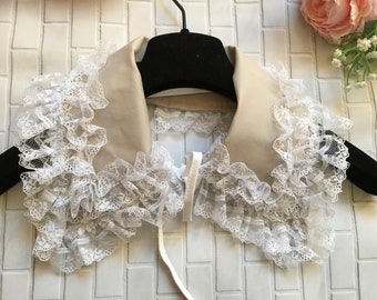 lace collar