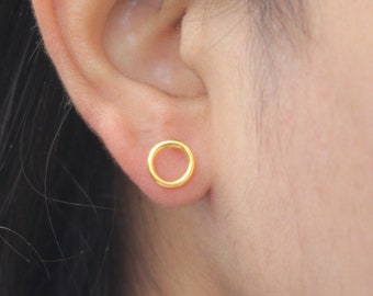 Tiny Gold Open Circle Stud, 6mm Plain Gold Circle Stud Earrings, Delicate & Dainty Stud, Geometric Jewelry, Birthday Gift, Minimalist Design