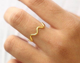 Wave Ring, Zig Zig Ring, Ripple Ring, Caved Band, Ocean Surf Jewelry, Thin Gold Ring, Flat Wavy Ring, Beach Nautical Style, Mountain Ring