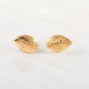 Leaf Studs, Tiny Gold Leaf Stud, Little Studs, Leaf Jewelry, Everyday Earrings, Gold Leaves Studs, Silver Leaf Stud, Gift For Her