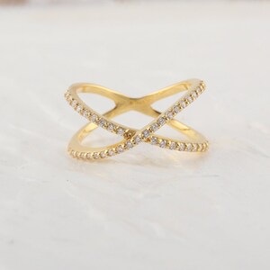 Criss Cross Ring, CZ X Cross Gold Ring, Geometric Crisscross Circle Orbit Ring, Crossover Ring, Double Rings, Dainty Ring, Christmas Gift