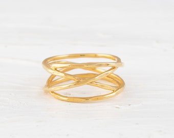 Infinity Criss Cross Ring, Geometric Ring, Yellow Gold Vermeil Ring, Weave Entangle Thump Ring, Gift For her, Criss Cross Band Ring, X Ring