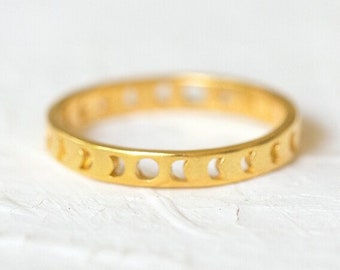 Moon Phase Gold Ring, 14K Gold Vermeil Stacking Ring, Dainty Gold Ring, Band, Witch Ring, Lunar Phase Ring, Crescent Moon Ring, Wiccan Ring