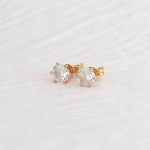 7 mm Cubic Zirconia Gold Stud, Screw Back CZ Gold Stud, Gold Earring, Prong Setting, Tiny Circle Earring, Minimalist Stud, Gift For Daughter image 3