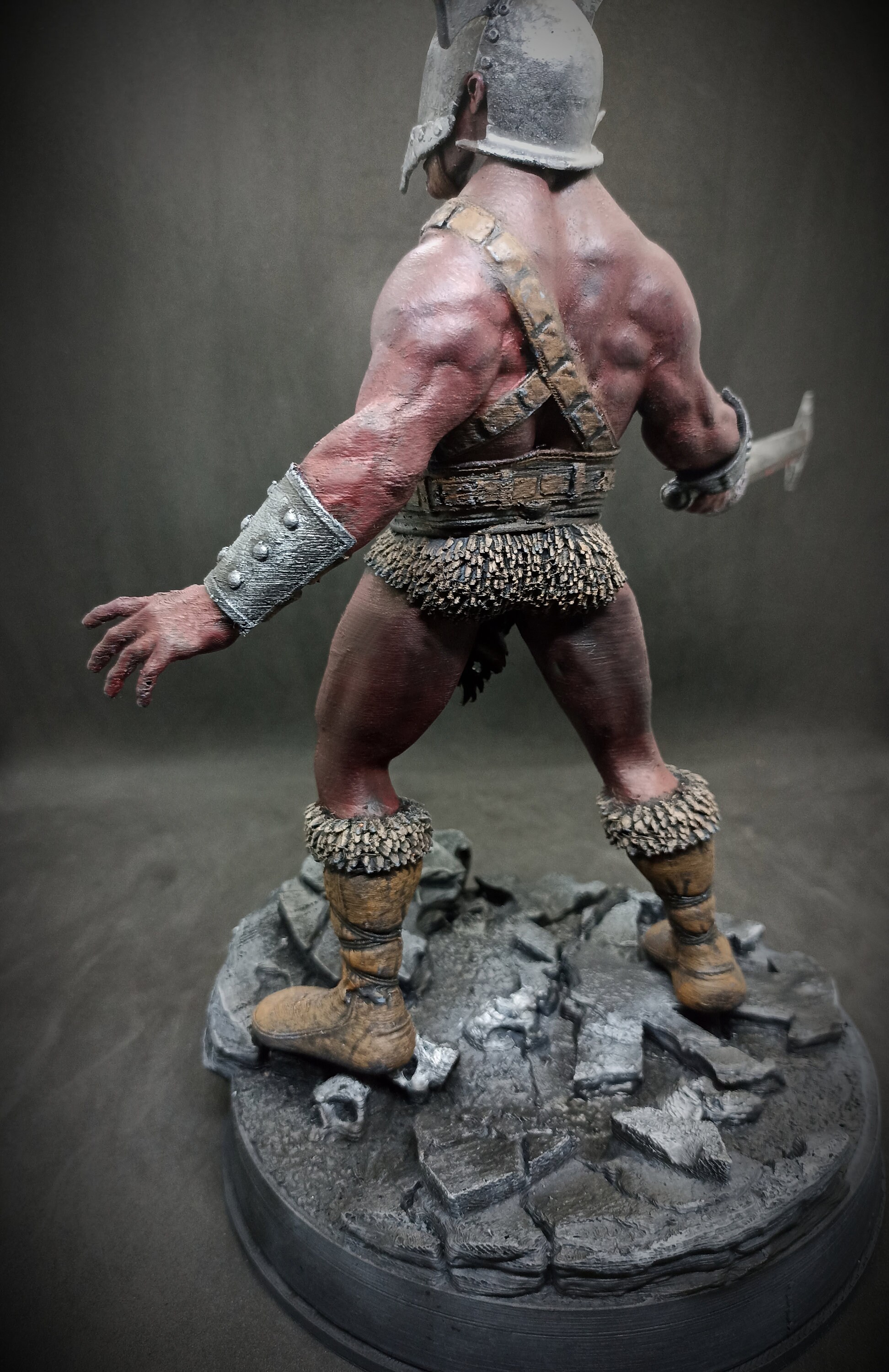 Berserker Uruk Hai Champion of Isengard Lord of the Rings - Etsy