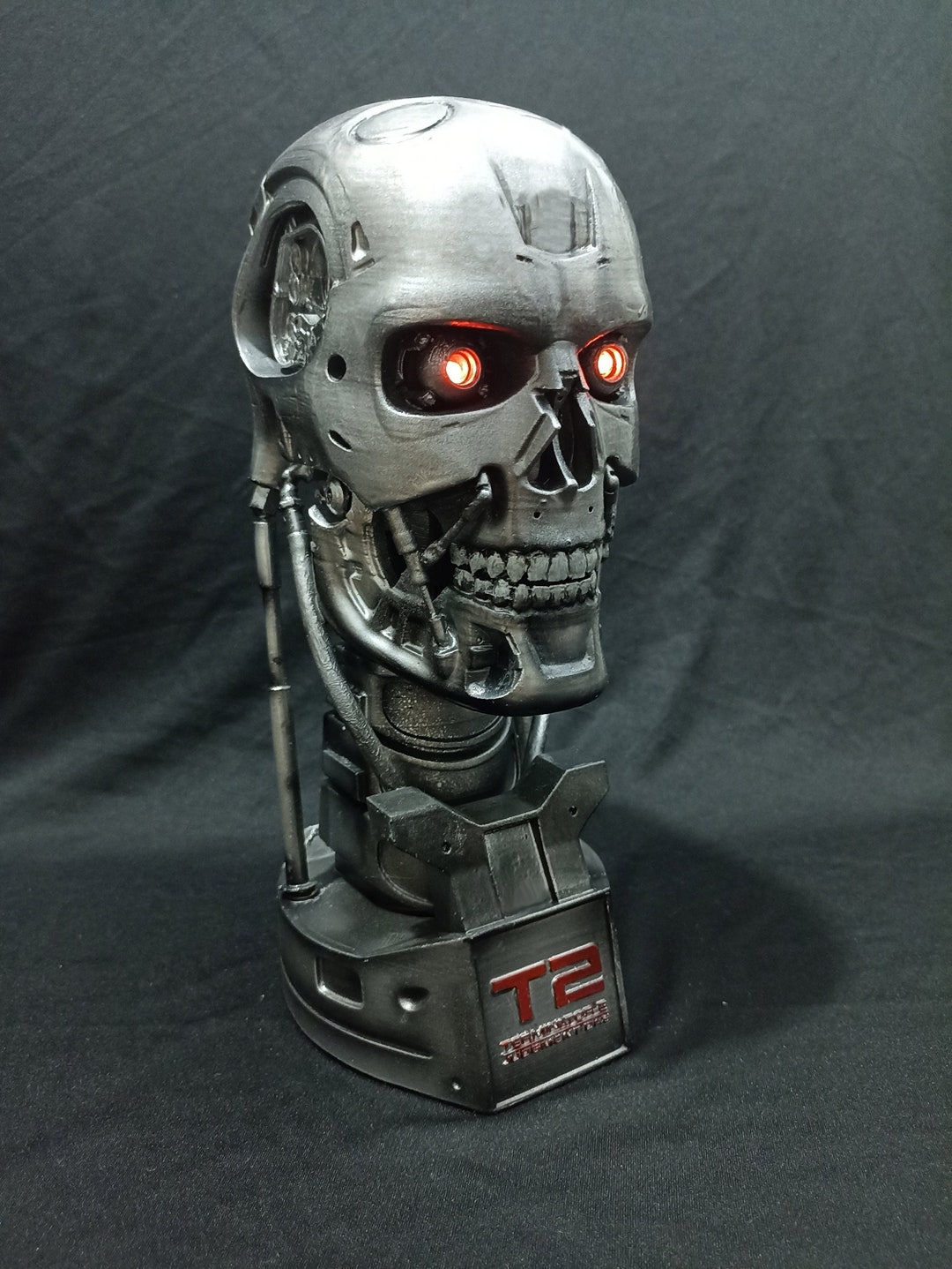 ロボット Terminator T800 bust il_1080xN.4460613982_ghqs.jpg