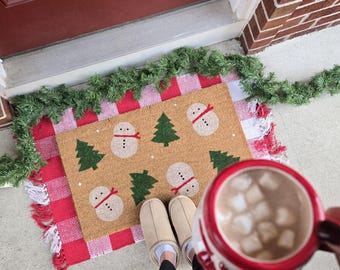 cute snowman doormat, christmas tree doormat, adorable snowflake snowman doormat, christmas emoji doormat, let it snow white christmas