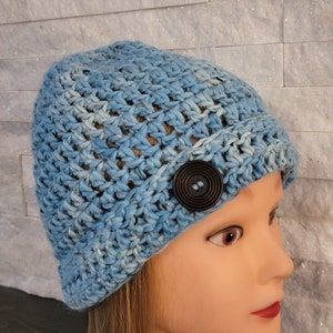 Crochet wool brimmed beanie with button