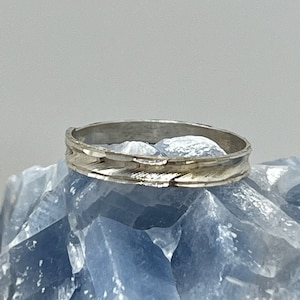 Sterling Silver Band, Elegant and Dainty Vintage 925 Band, Gift for Her, Sterling Jewelry