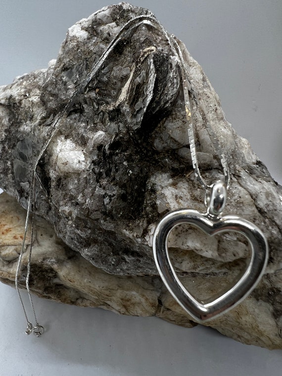 925 Vintage Heart Pendant and Necklace, Gift for … - image 3