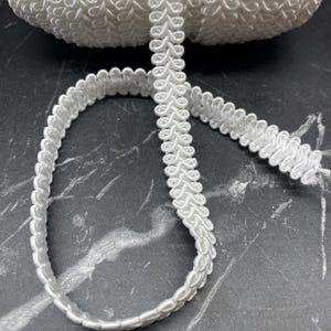 1/2 White Braid Gimp Trimming,DIY Crafts,Gothic Trim,Many Colors,Pillow sets,Living room sets,Kitchen sets,Dresses,Shoes,used in many places