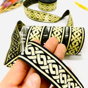 30 mm Black/Gold Celtic Jacquard Trim(1,18inch)Vintage Ribbon,Jacquard Ribbon,Celtic Knot,Medieval Jacquard Trim,Costume Ribbon,Sewing trim