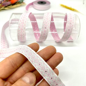 10 Yards / 15 mm Weiß / Rosa Dreieck Motiv Jacquard Band (0,59 Zoll) Jacquard Borte,Dreieck Band,Dekorative Borte,Mode Borte,Hundehalsband