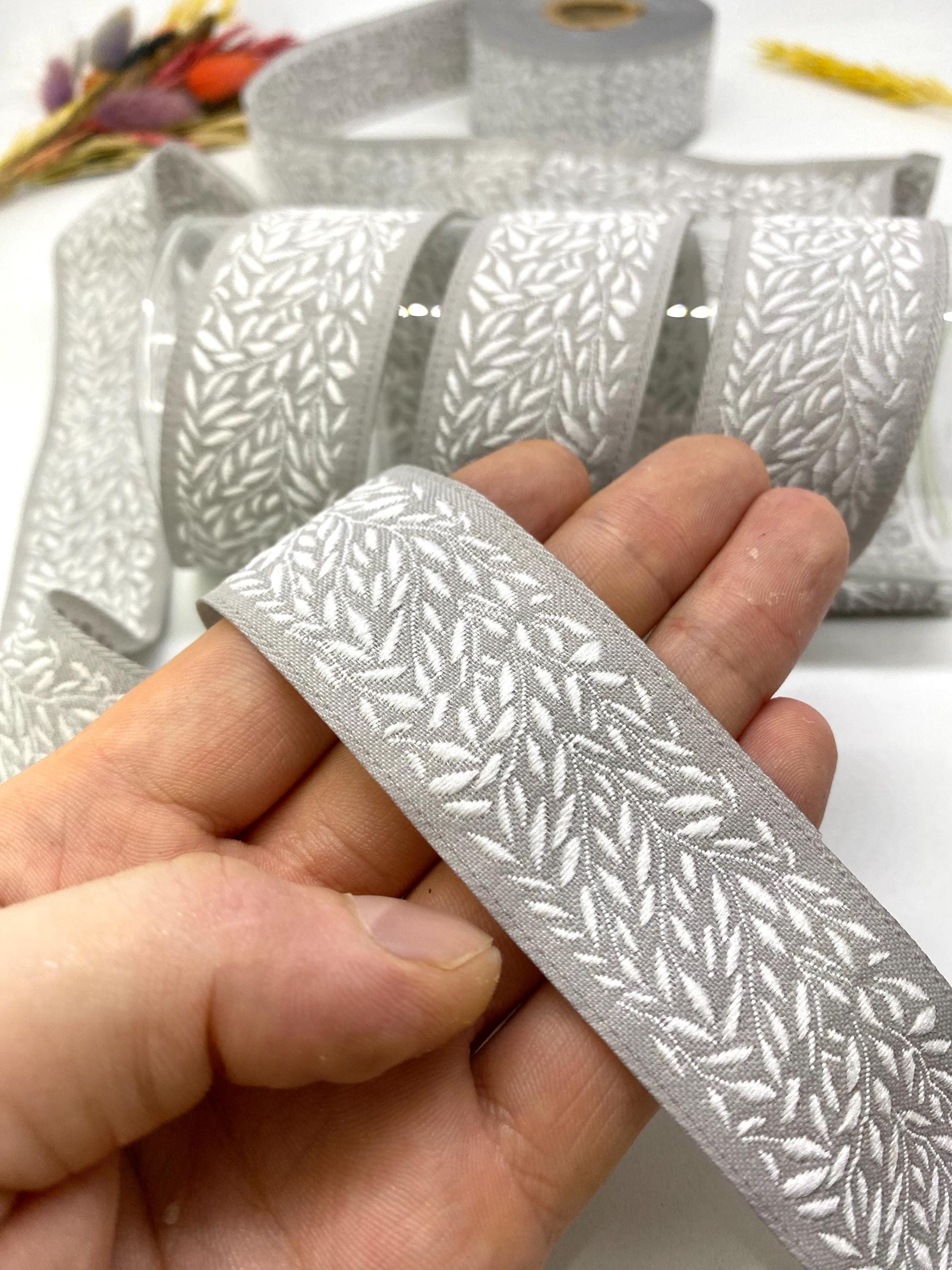 10 Yards/30mm Black&white Leaf Jacquard Ribbon(1,18inch
