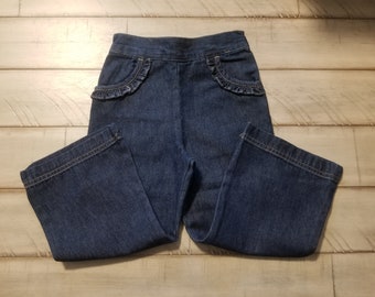 Garanimals jeans with detailed pockets, size 3T