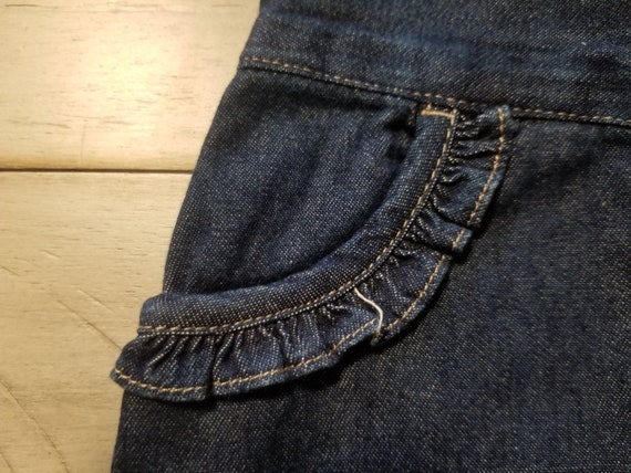 Garanimals jeans with detailed pockets, size 3T - image 2